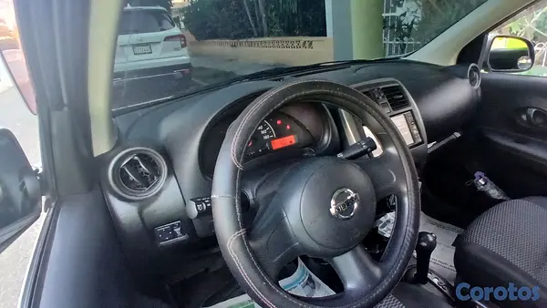 carros - NISSAN MARCH 2018.  3