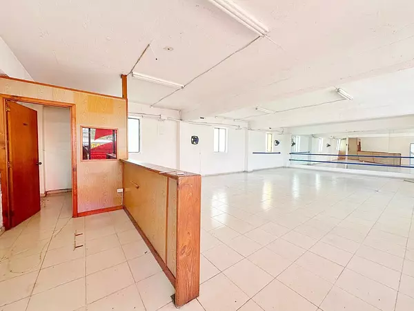 oficinas y locales comerciales - Alquiler local en Bell vista  2