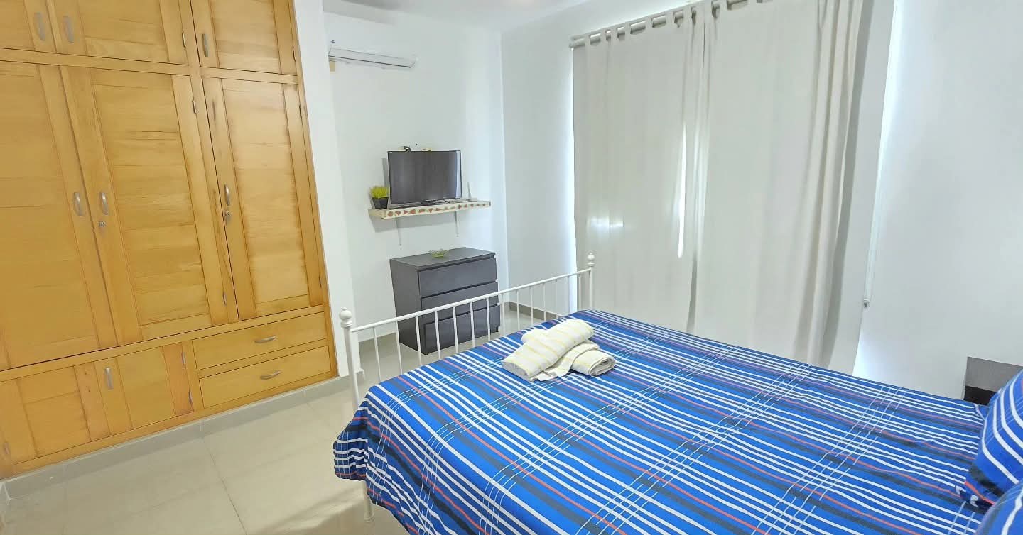 apartamentos - RENTO ESTUDIO AMUEBLADO 4TO PISO  ATRAS DE UNIÓN MEDICA CALLE LEON JIMÉNEZ  6