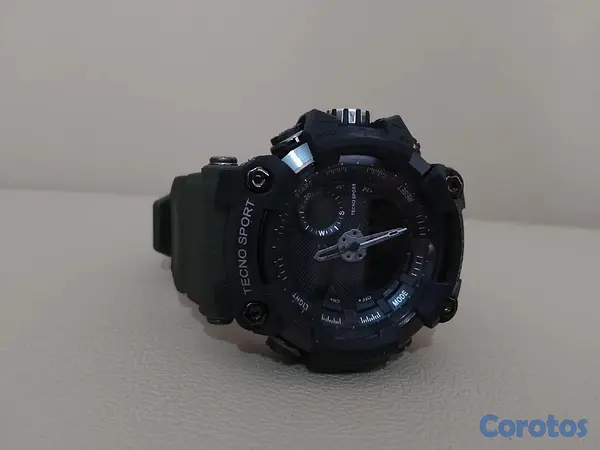 joyas, relojes y accesorios - vendo reloj tecno SPORT 

digital y analógico luz alarma fecha 

 2