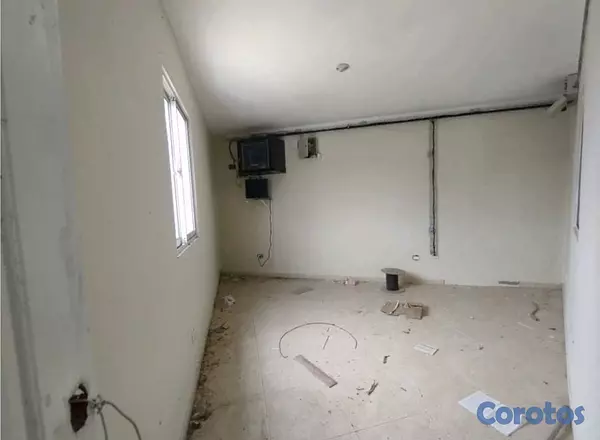 oficinas y locales comerciales - NAVE COMERCIAL  6