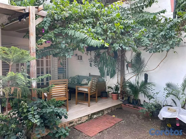 casas - Casa totalmente remodelada en venta en Quisqueya justo al borde del millón 17