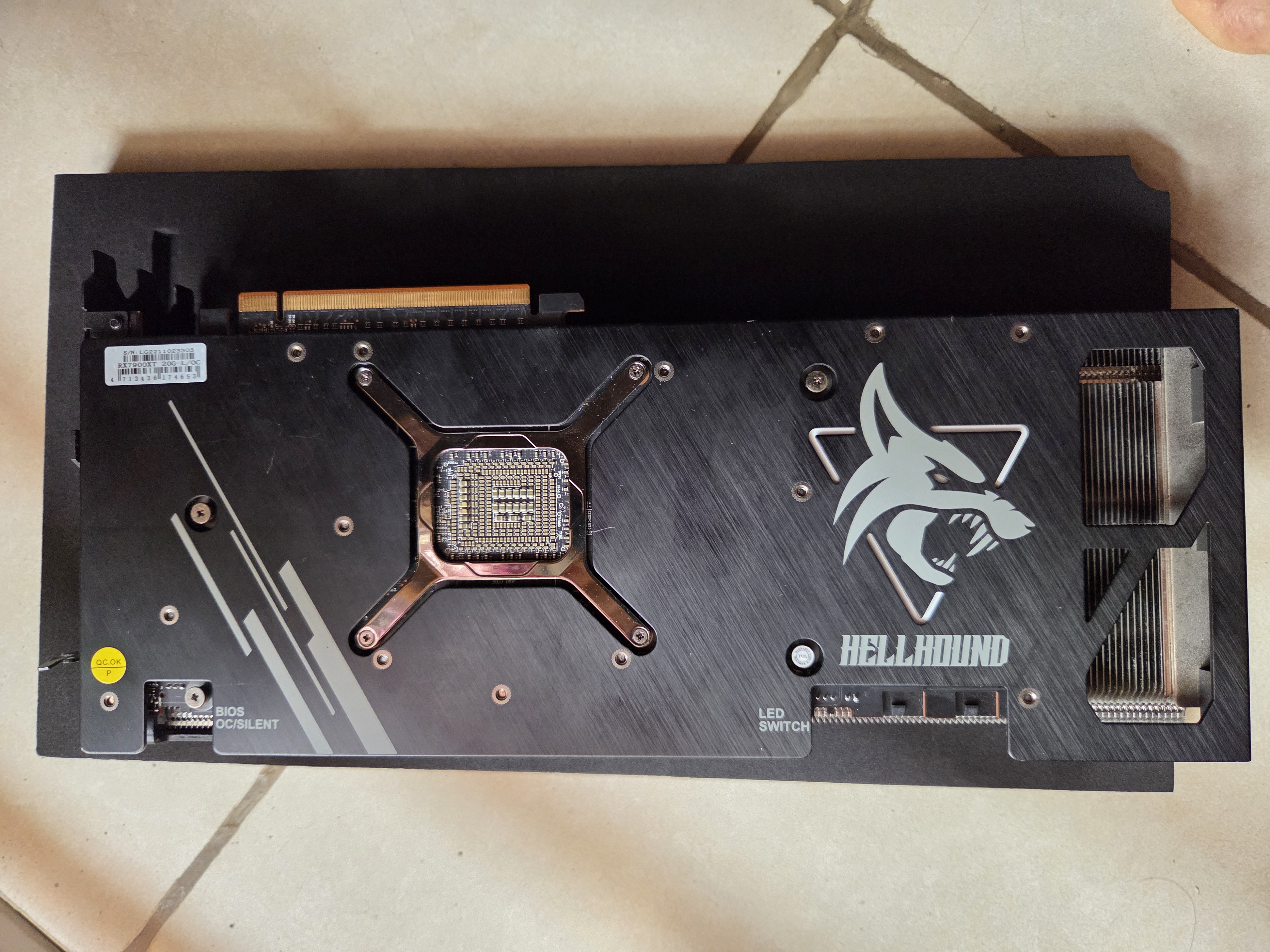 computadoras y laptops - AMD Radeon 7900XT Hellhound 20GB