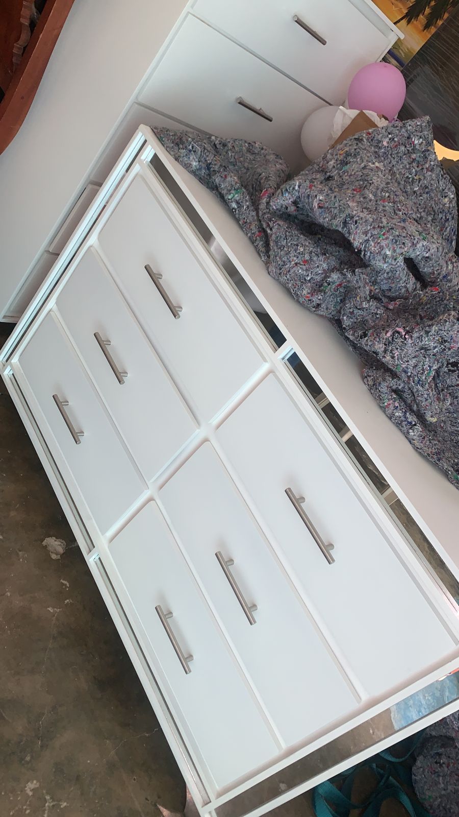 muebles y colchones - Ropero con gavetas blanco  0