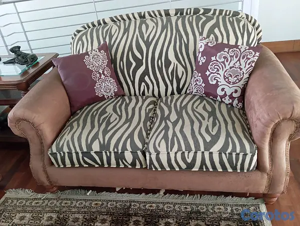 muebles y colchones - Duo de muebles en estampado de cebra  2