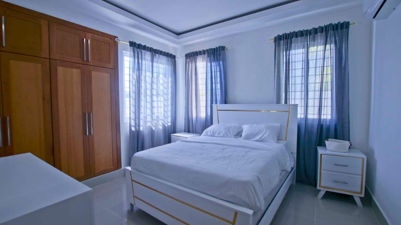 casas - Se Vende Preciosa Casa en Proyecto Cerrado de Gurabo 5