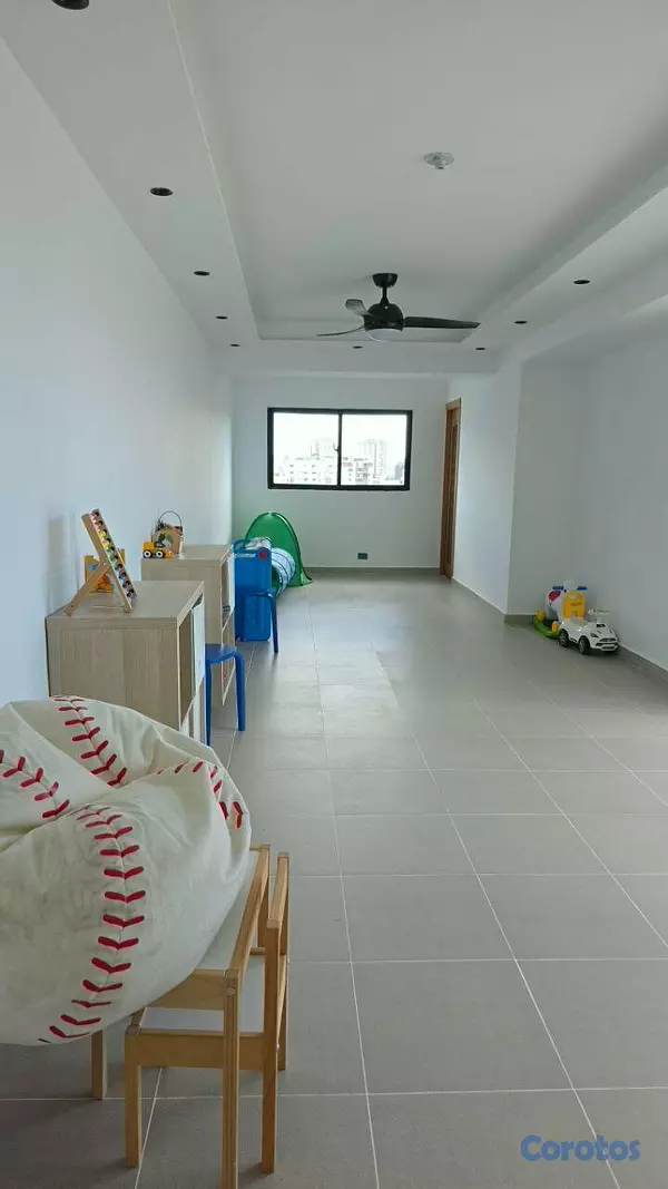 apartamentos - Alquilo Apartamento en Lujosa torre con amenidades Completas, 3hab., 180 mts 7