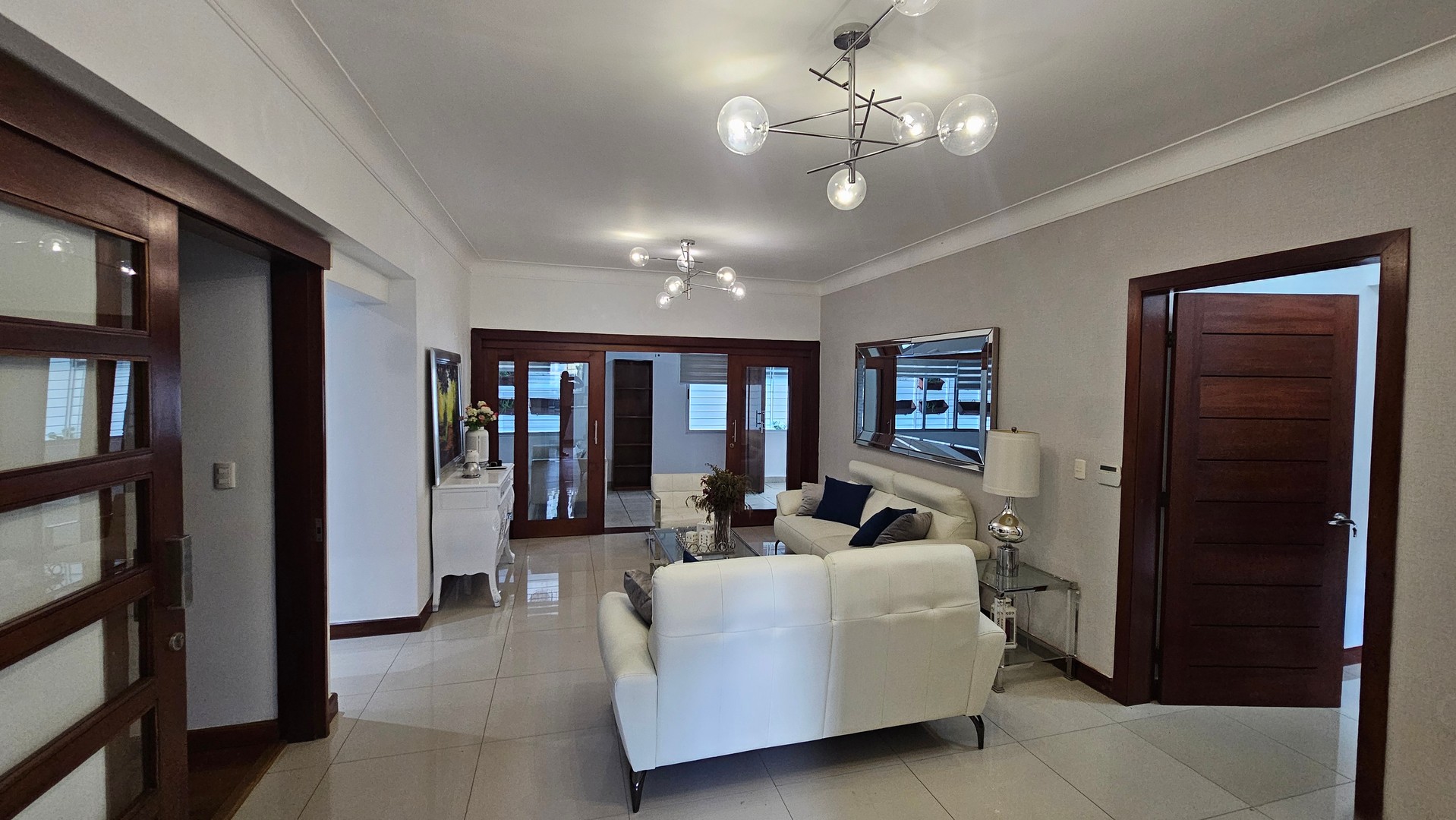 apartamentos - Alquiler de Apartamento Amueblado con terraza en Ensanche Paraíso 2