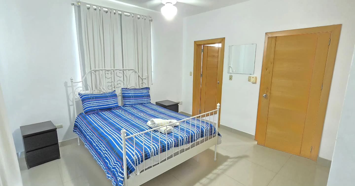 apartamentos - RENTO ESTUDIO AMUEBLADO 4TO PISO  ATRAS DE UNIÓN MEDICA CALLE LEON JIMÉNEZ  7