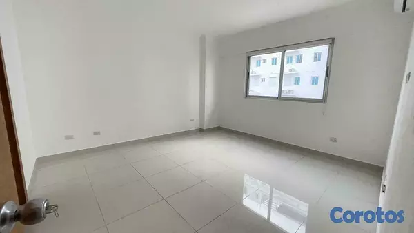 apartamentos - Bella Vista, Alquilo ideal para Ejecutivo o Pareja *Balcón *Linea Blanca 7