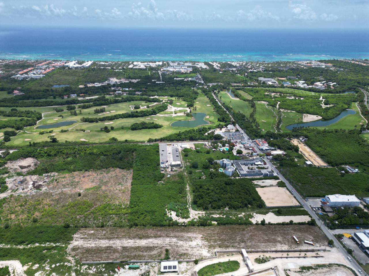 solares y terrenos - Solar en aportacion Punta cana proyecto aprobado 1