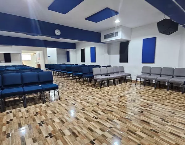 oficinas y locales comerciales - Local en ensanche la fe  2