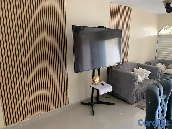 casas - SE VENDE CASA EN ANDRES, BOCA CHICA, A 1 ESQ. DE L 3