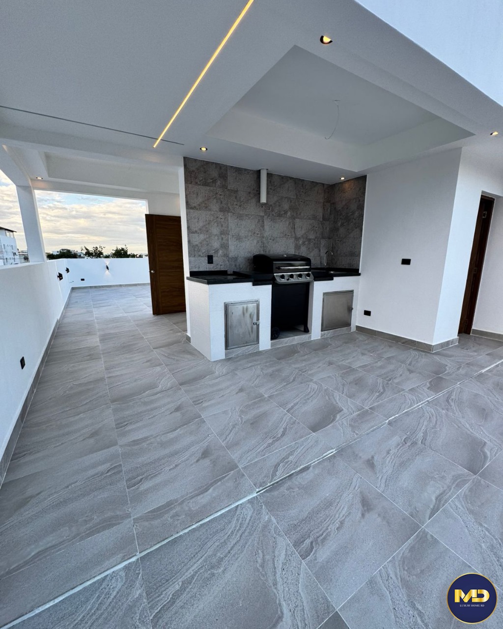 casas - CASA CON AMPLIO PATIO Y TERRAZA+AREA DE BBQ|3HB/2.5BÑ/3Pq| CISTERNA+POZO DE AGUA 7
