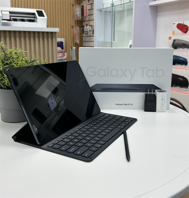 celulares y tabletas - Samsung Galaxy Tab S7 FE 12.9” 64GB Con Teclado & S-Pen 