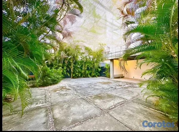 oficinas y locales comerciales - LOCAL COMERCIAL  8