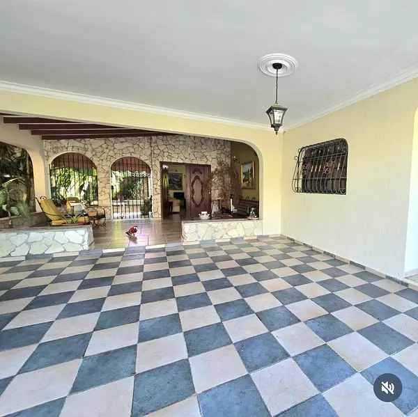 casas - Casa en Venta EL MILLÓN USD 625,000.00 5