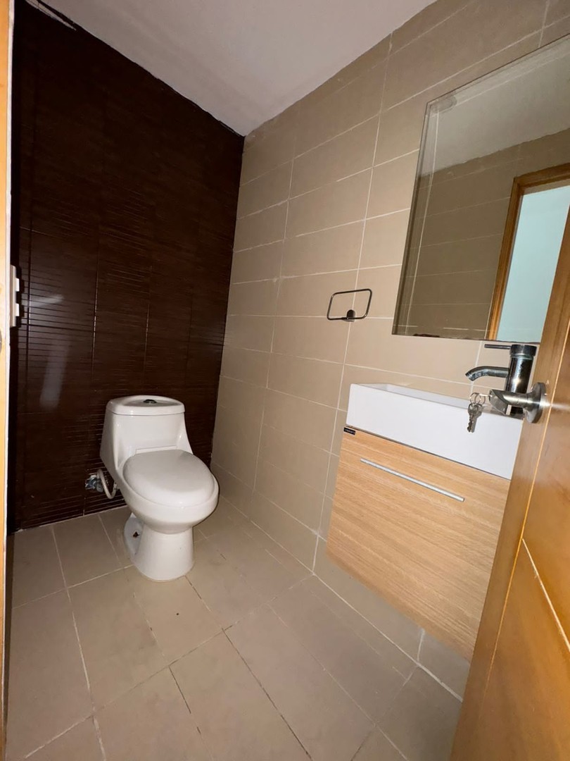 apartamentos - SE VENDE apartamento en Naco114 metros 2 Habitaciones 2 BÑO   6