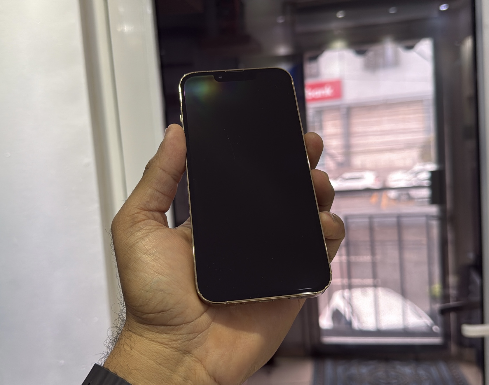celulares y tabletas - iPhone 13 Pro 256GB Gold Como Nuevo RD$ 31,500 NEG 1