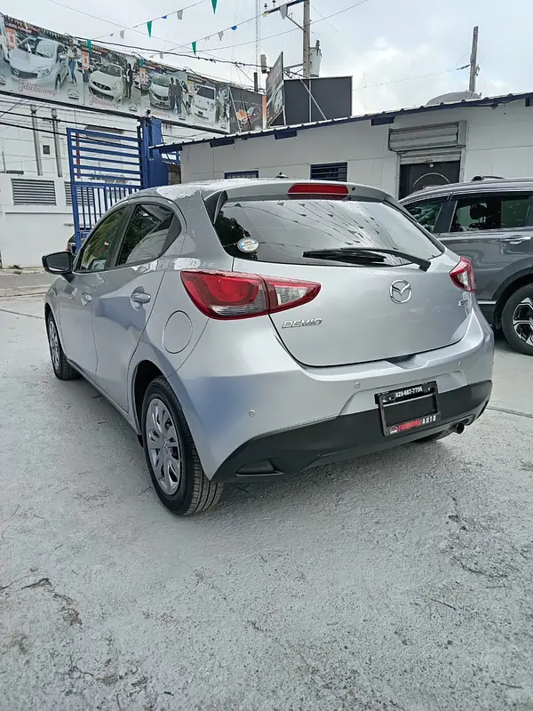 carros - MAZDA DEMIO 5
