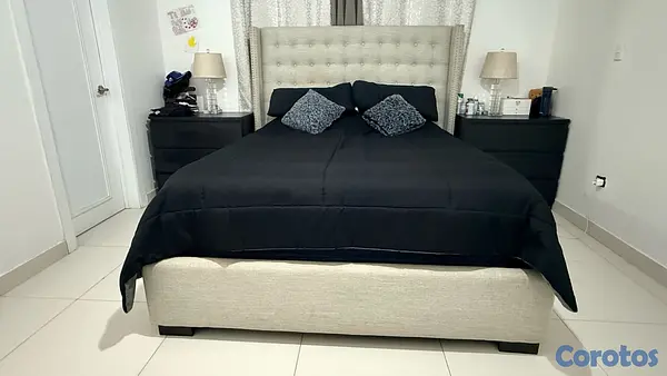 muebles y colchones - cama Kimg Size incluye colchón y mesas de noche 4