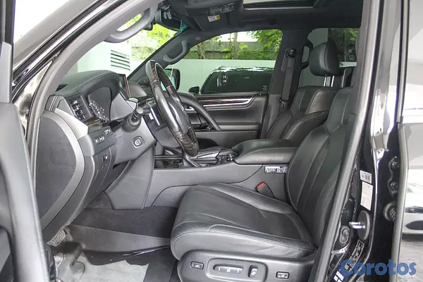 jeepetas y camionetas - Lexus LX 570 2020 2