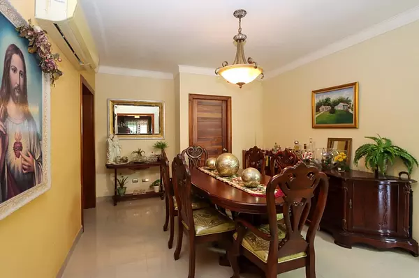 apartamentos - Vendo  apartamento en Jardines del Sur 10