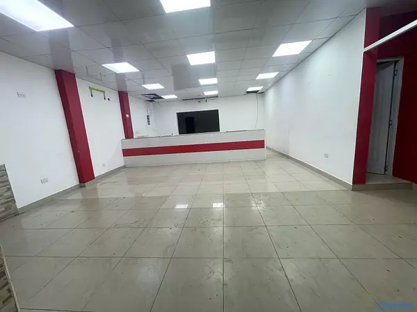 oficinas y locales comerciales - Alquiler local comercial  4