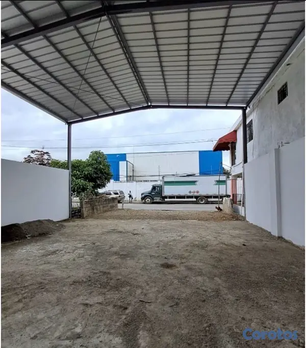 solares y terrenos - Nave inspirada en venta  2