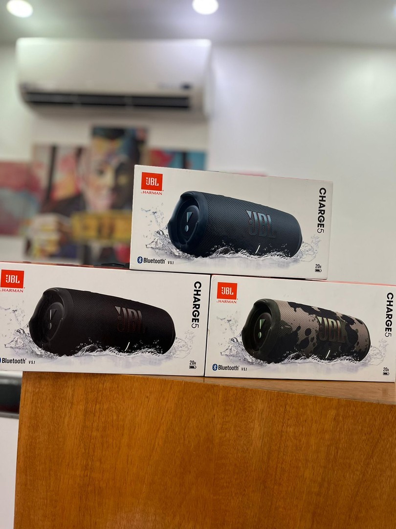 camaras y audio - JBL Charge 5 SELLADA 