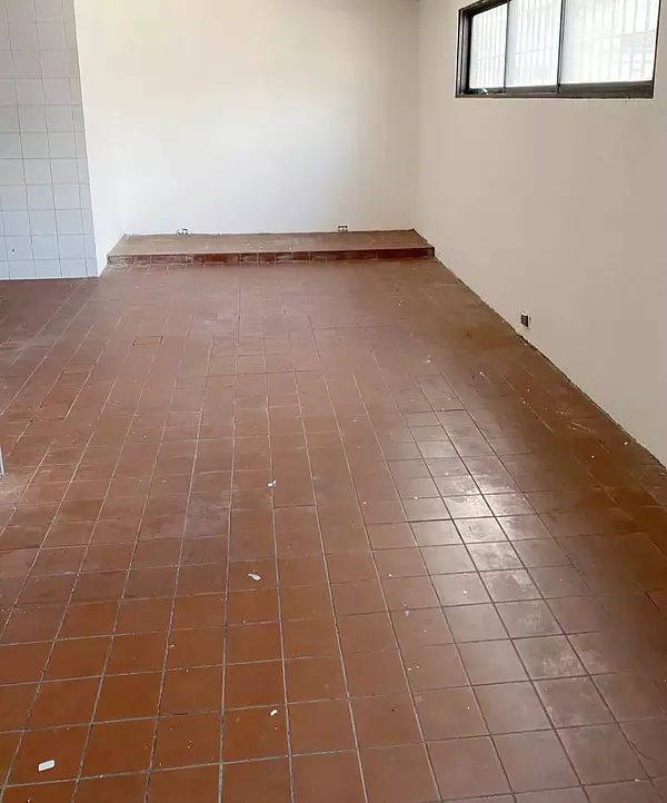 oficinas y locales comerciales - Local en primer nivel  3