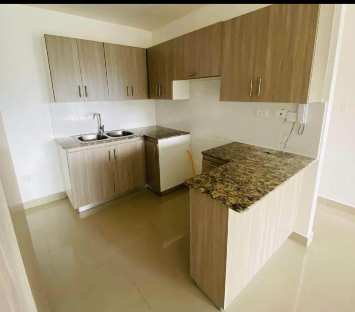 apartamentos - Apartamento 2do Nivel en Carretera Duarte 3