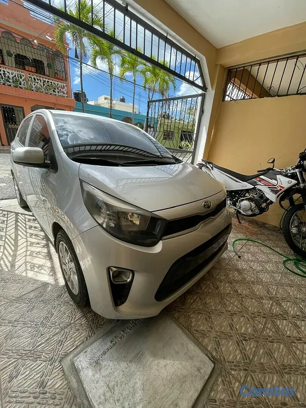 carros - Kia Picanto 2018  8