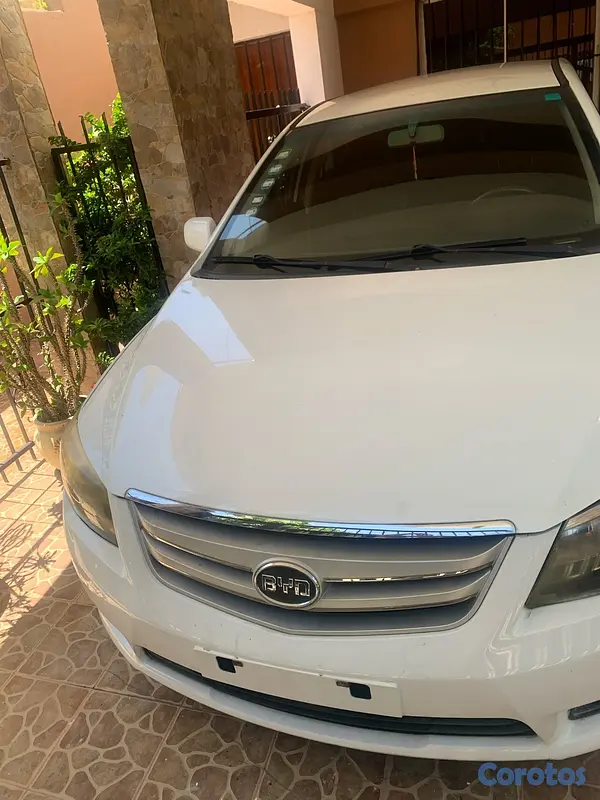 carros - BYD, Excelentes Condiciones  5