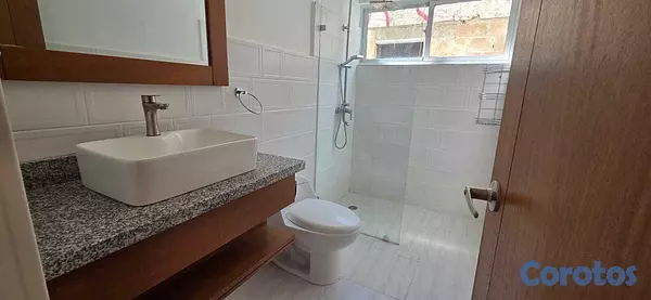 casas - Casa en alquiler en la Caleta La Romana 5