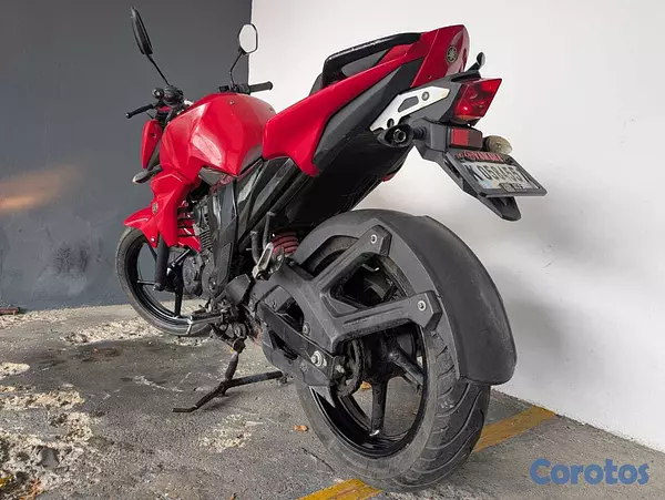 motores y pasolas - Yamaha FZ 2016 20