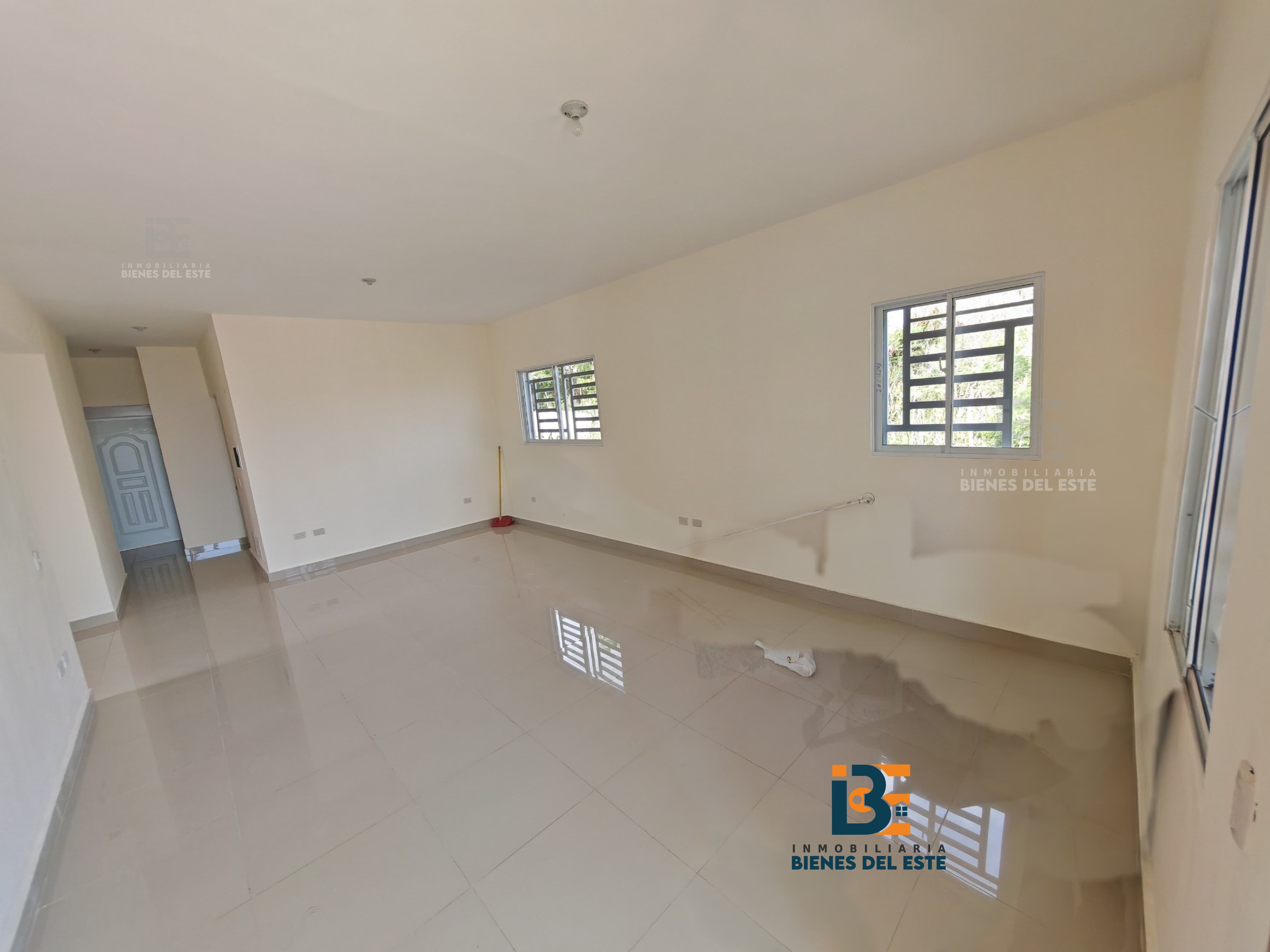 casas - Se Renta Vivienda Nueva, con Patio  en Villa Visan 5