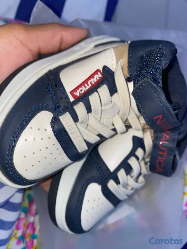 ropa y zapatos - Tennis Náutica  4
