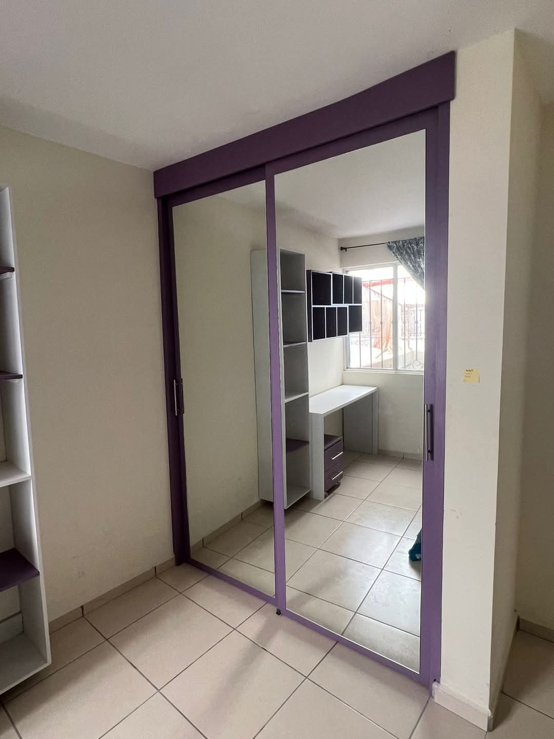 muebles y colchones - Ropero inclustado 