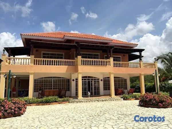 casas vacacionales y villas - VILLA EN JUAN DOLIO  2