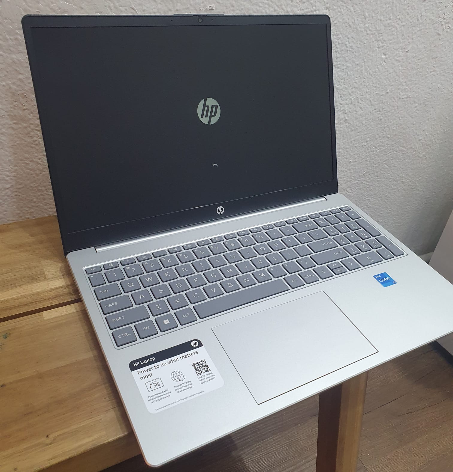 computadoras y laptops - Laptop HP 15” FHD, Core i5 12th Gen, 8GB RAM, 256GB SSD, Windows 11, Nueva