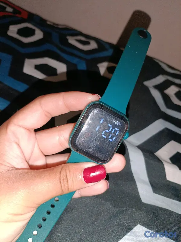 otros electronicos - reloj digital sencillo  2
