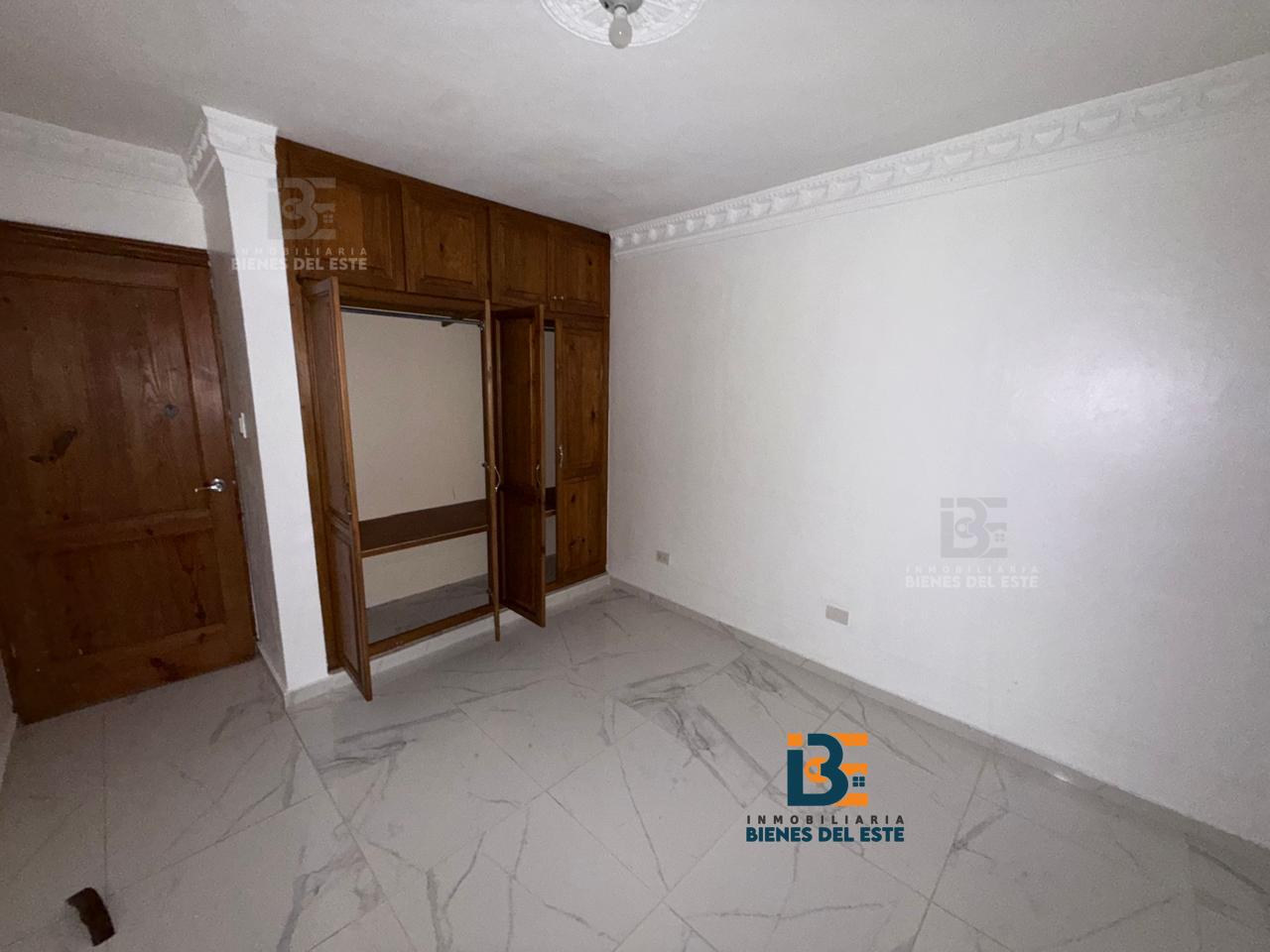 casas - DE VENTA casa de dos niveles con (4) habitaciones 6