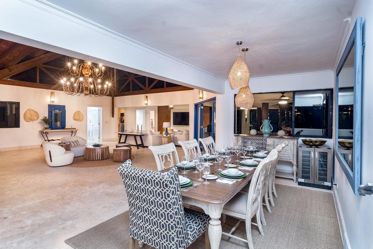 casas - ALQUILER/VENTA DE AMPLIA CASA EN CASA DE CAMPO 3