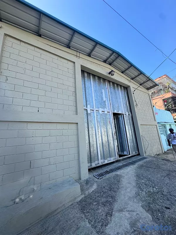 oficinas y locales comerciales - NAVE COMERCIAL  2