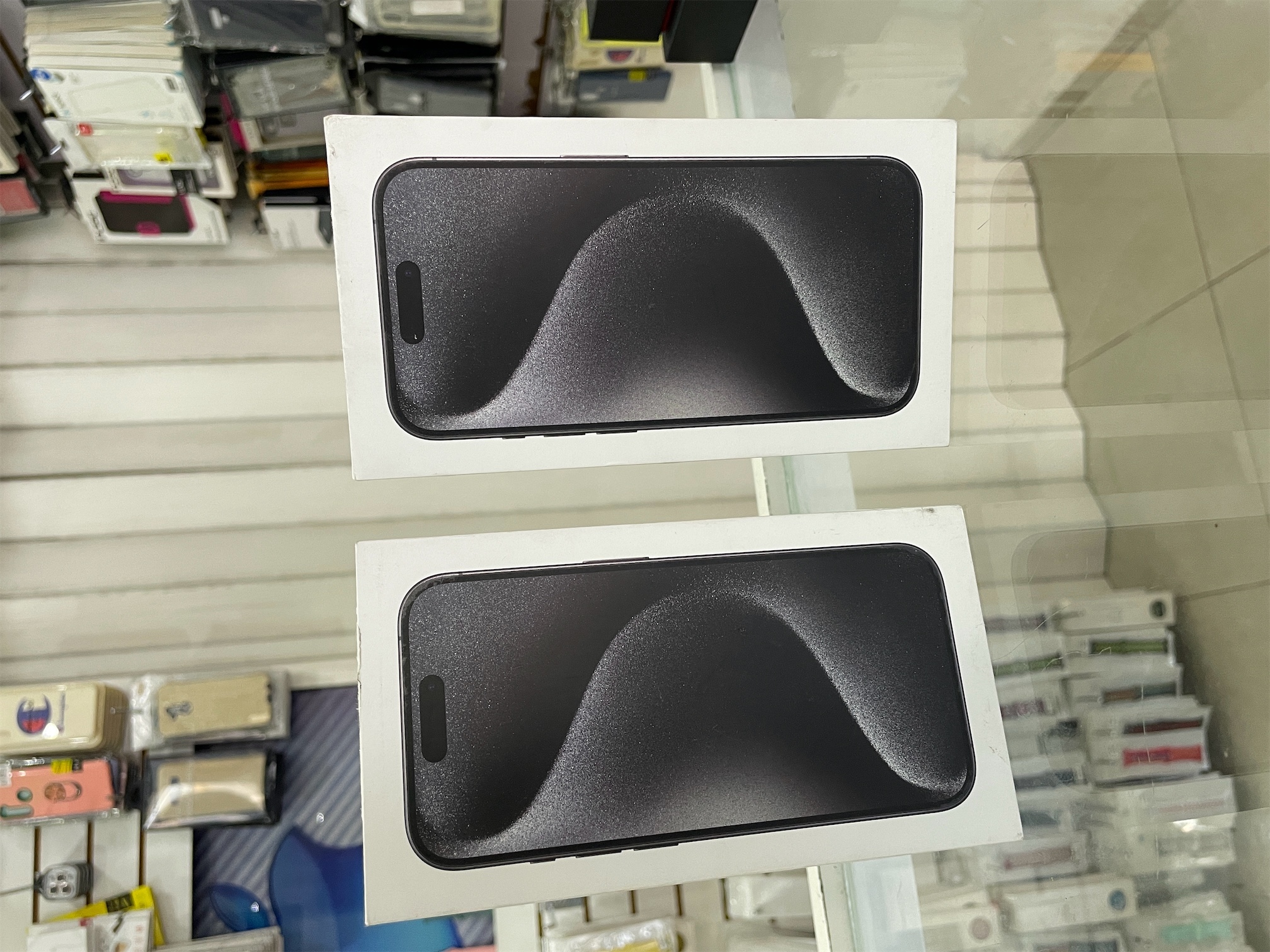 celulares y tabletas - iPhone 15 Pro 128 GB Sellado 0