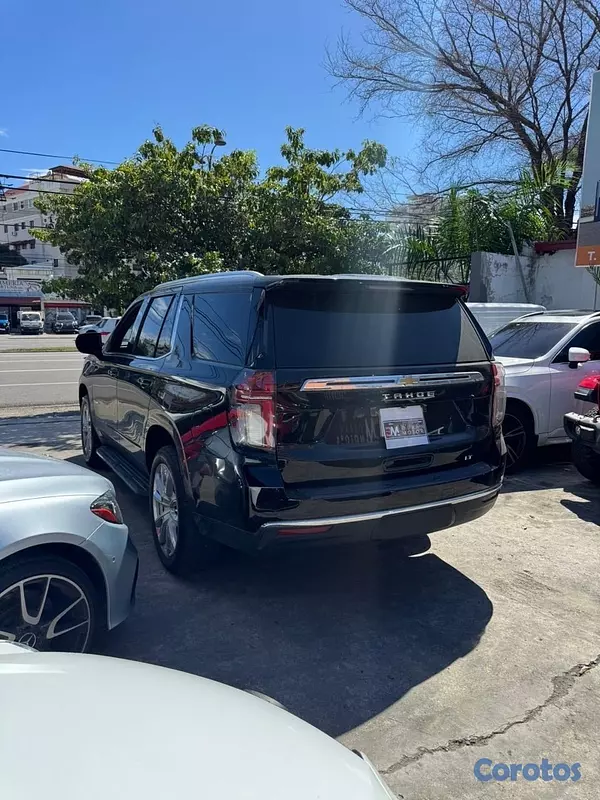 jeepetas y camionetas - Chevrolet Tahoe LT 2021 10