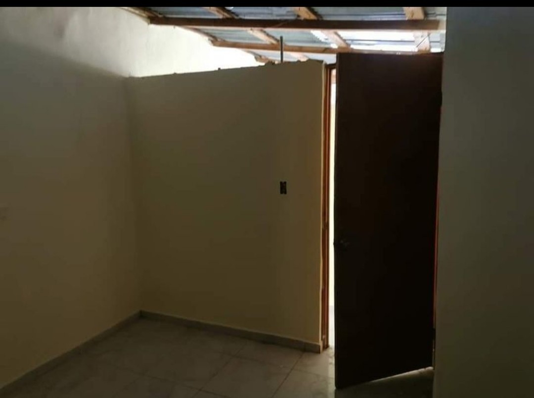 casas - Se Vende Casa en el Pedro Justo Carrión de OPORTUNIDAD CON LOCAL COMERCIAL 5