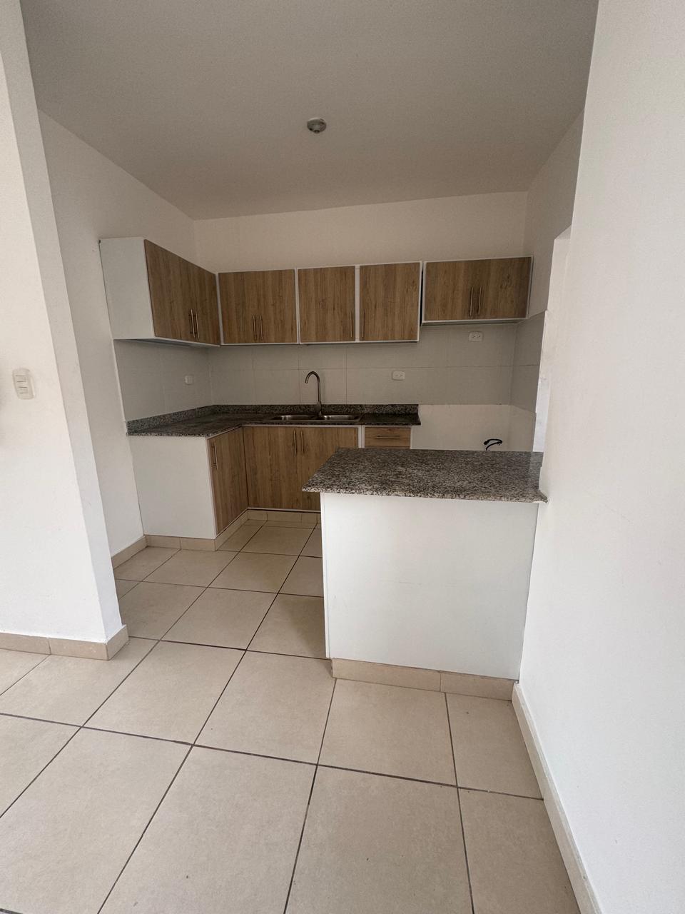 apartamentos -  SE ALQUILA APARTAMENTO EN SAN ISIDRO 1