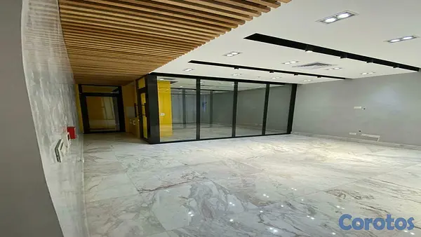 oficinas y locales comerciales - Local comercial / oficina en alquiler Ensanche Piantini 5